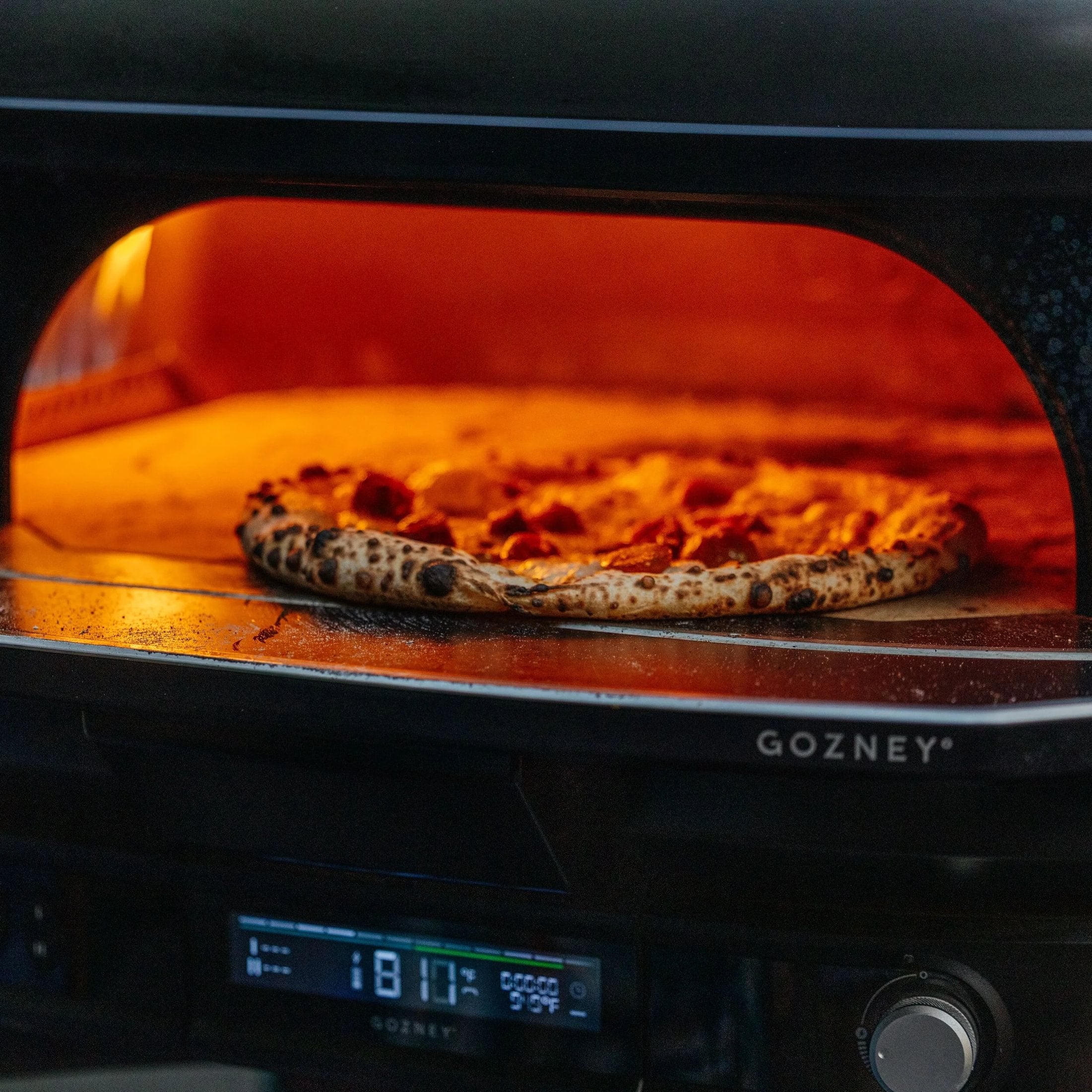 GOZNEY Dome (Gen 2) - Pizzaofen off Black inkl. Abdeckhaube